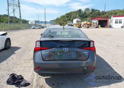 2019 Toyota Prius Xle z USA, uszkodzony, nr VIN JTDL9RFUXK3004351